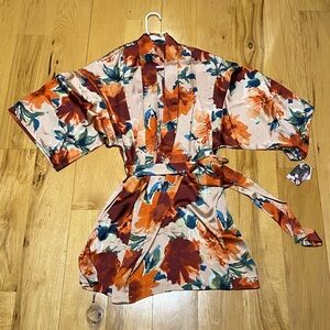 Floral Robe NWT
